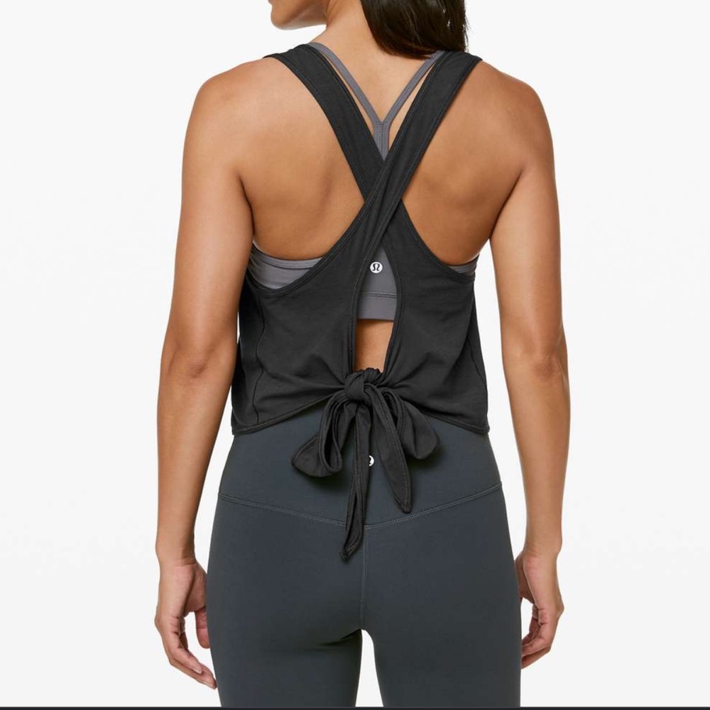 Lululemon Turn to Tie tank! NWT